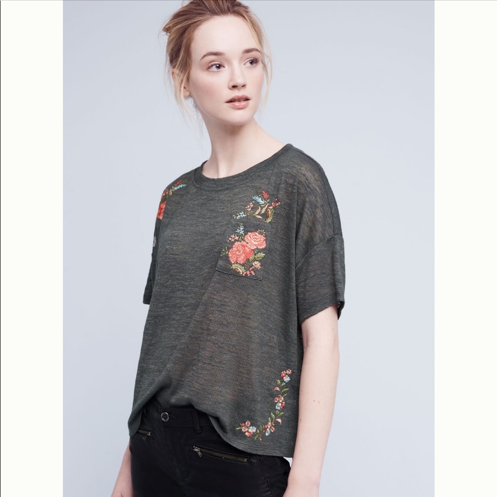 Anthropologie Akemi + Kin embroidered petal tee